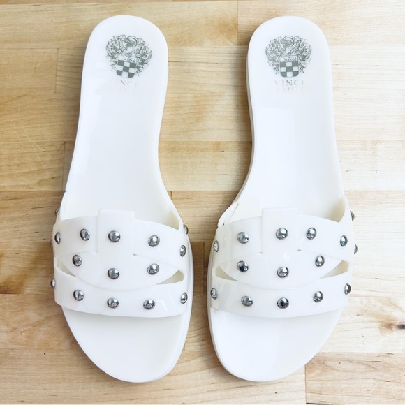 NEW Vince Camuto Emelon Creamy White Studded Jelly Slides Sandals Womens Size 10 - Picture 1 of 11